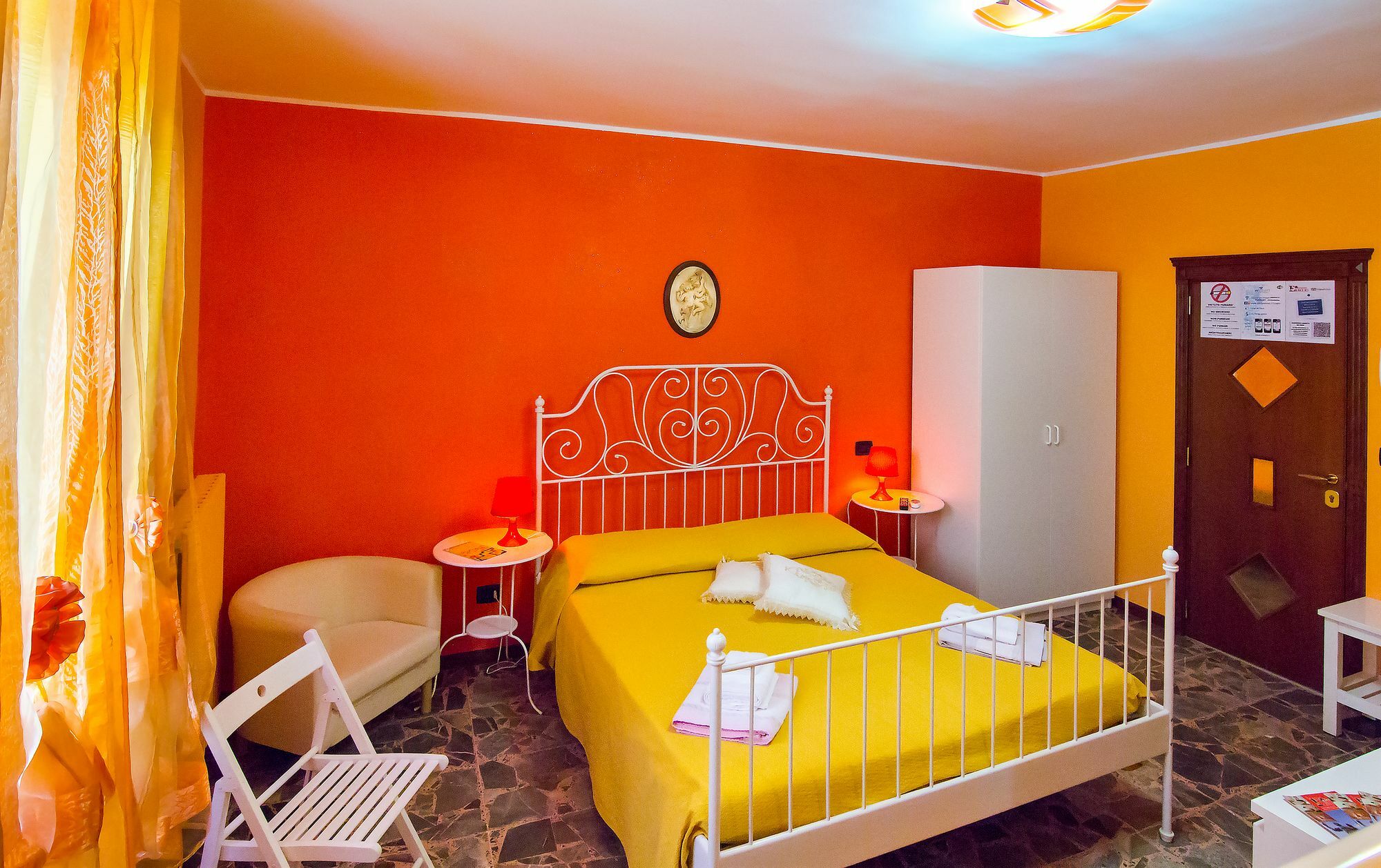 B&B Eraclio Suite Барлетта Экстерьер фото