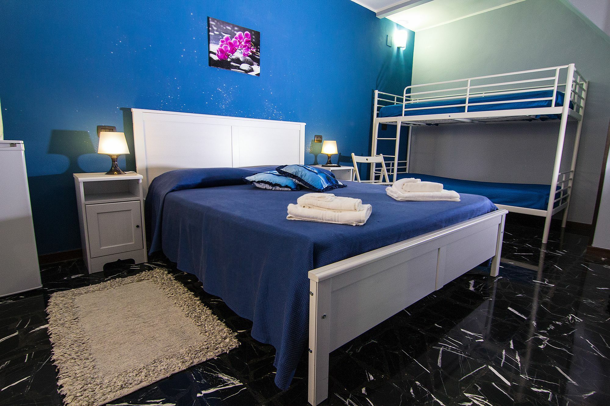 B&B Eraclio Suite Барлетта Экстерьер фото